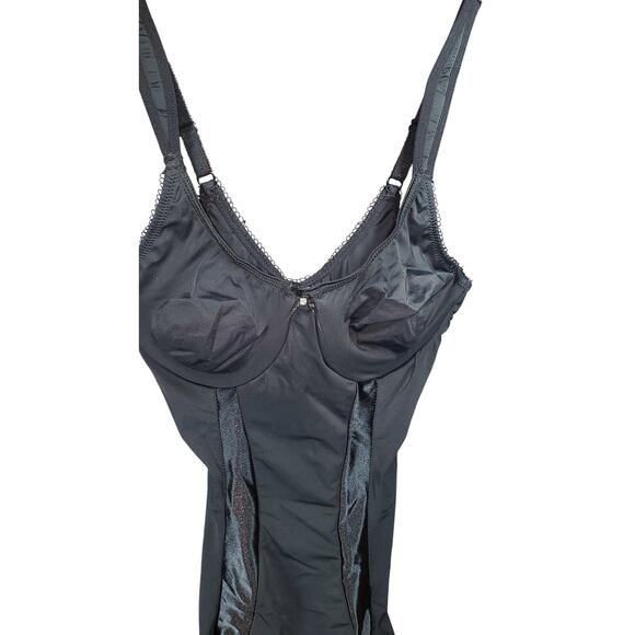 Marilyn Monroe Black Body Shapewear Bodysuit Size Large - Picture 3 of 7